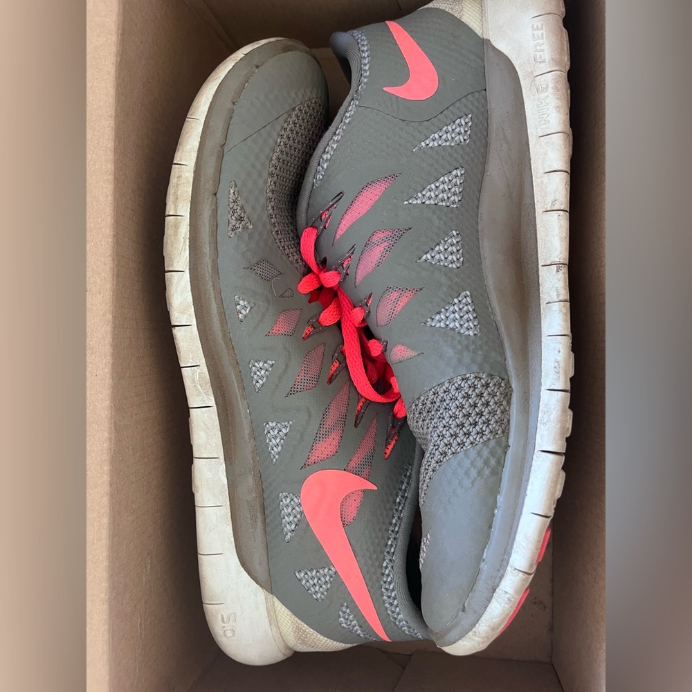 nike size 10 runners
